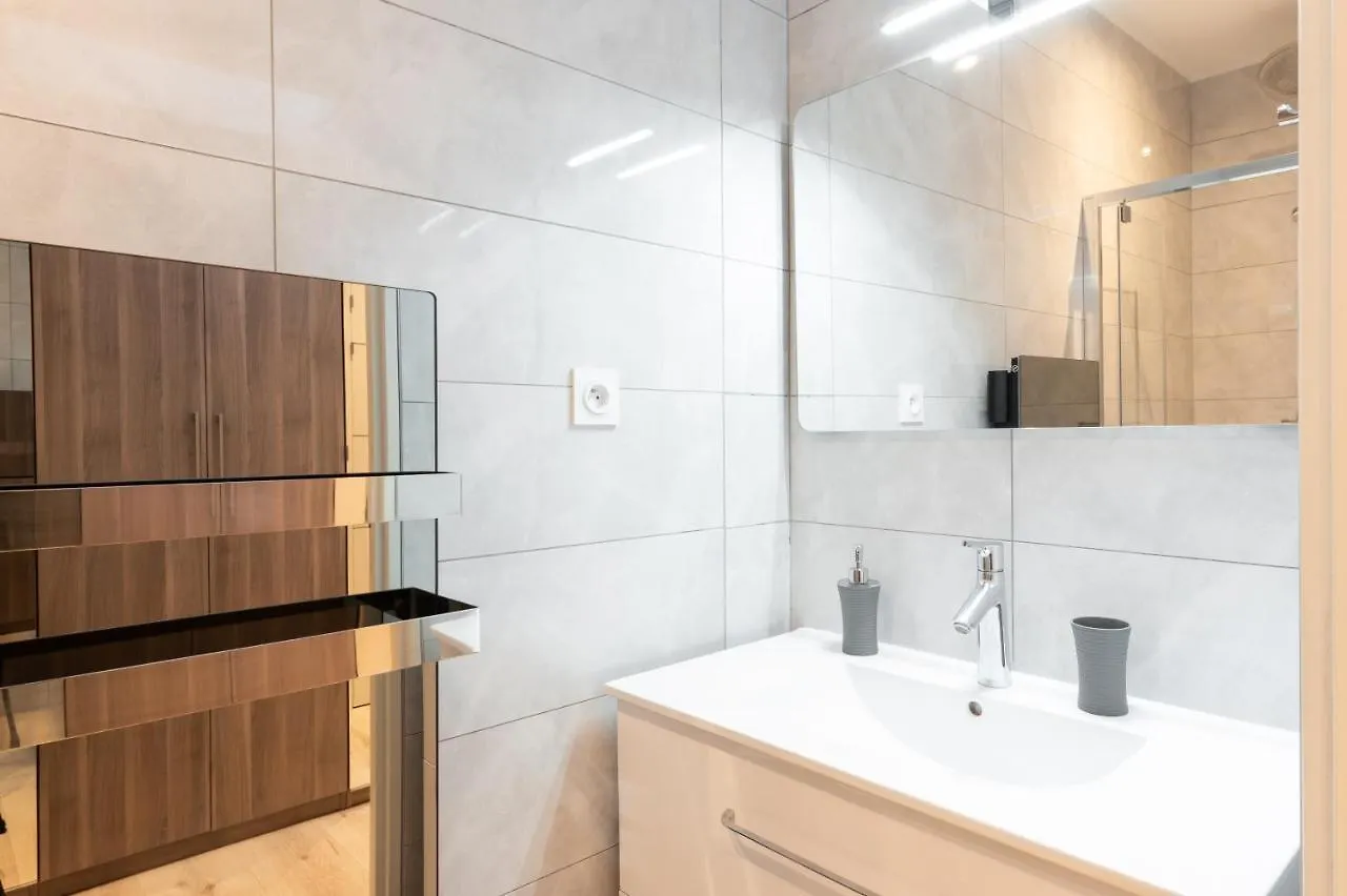 Le Notre Dame - Petit Cocon Dans Lyon 6Eme Apartment 0*,  France